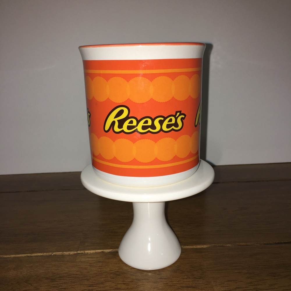 Reese’s Ceramic Mug - Picture 2 of 6